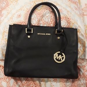 Excellent condition authentic Michael Kors bag